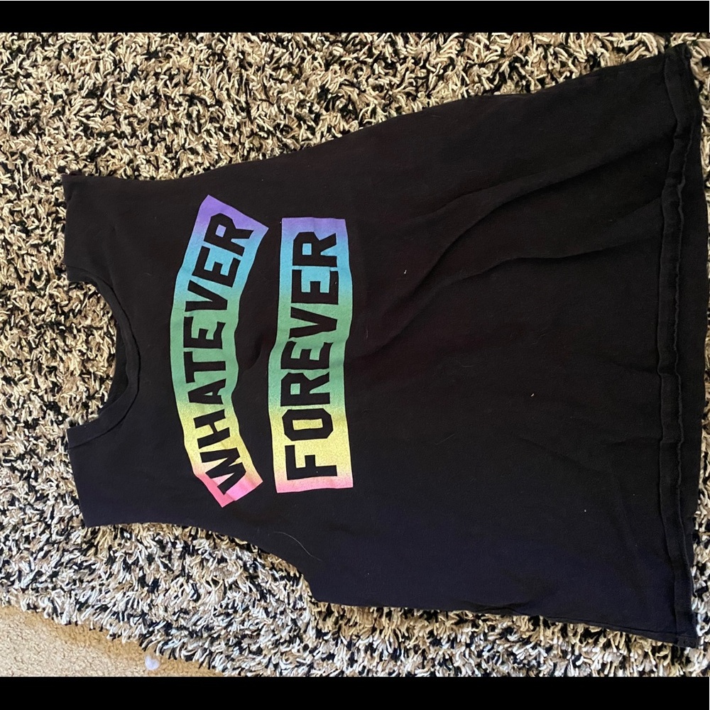 Sleeveless shirt
